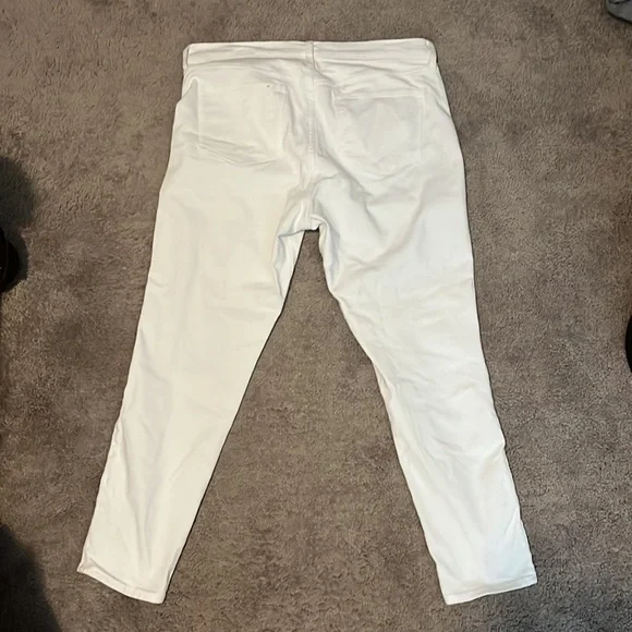 Gap like new condition white pants - Picture 3 of 8
